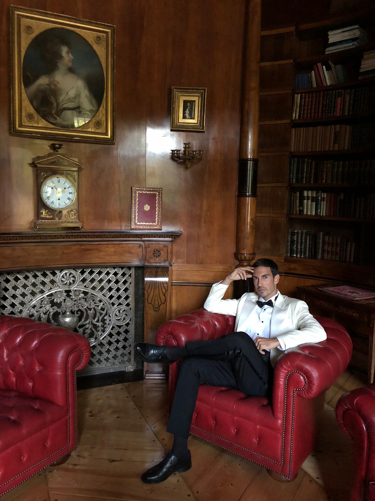 Davide — Model & Host in Milano photo 14