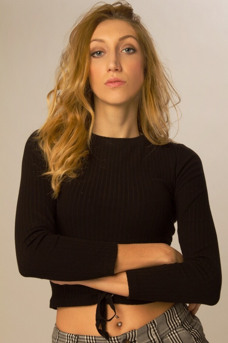 Lucrezia — Model & Hostess in Milano photo 2