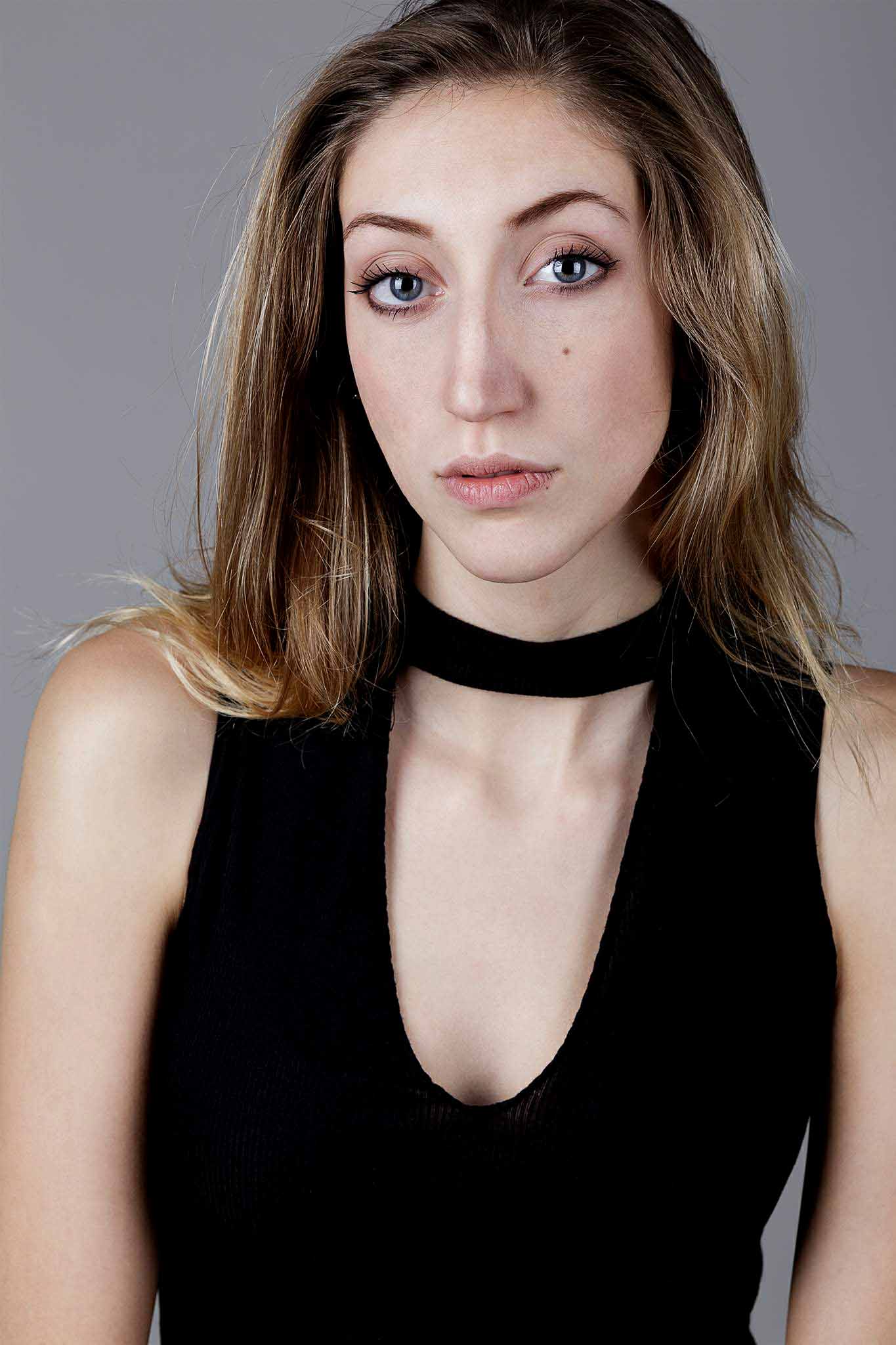 Lucrezia — Model & Hostess in Milano photo 5