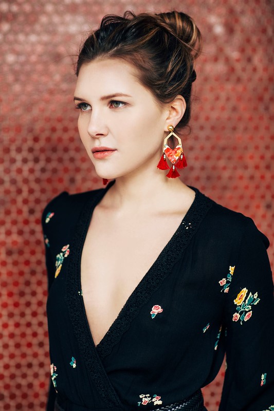 Caroline — Model & Hostess in Paris photo 9