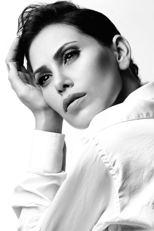 Helevyn — Model & Hostess in Paris photo 4