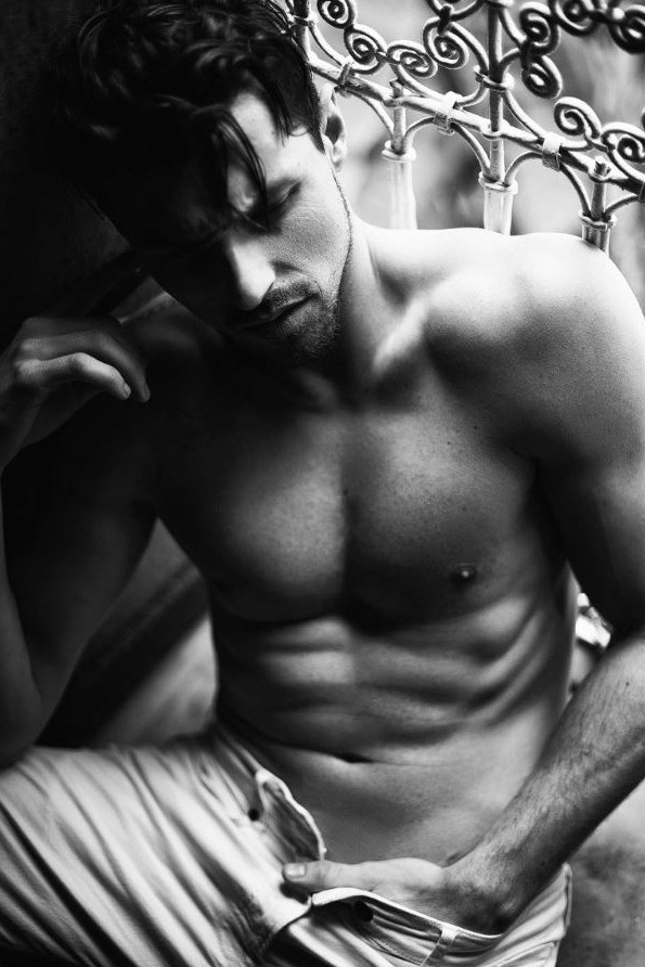 Anthony — Model & Host in Nice photo 9
