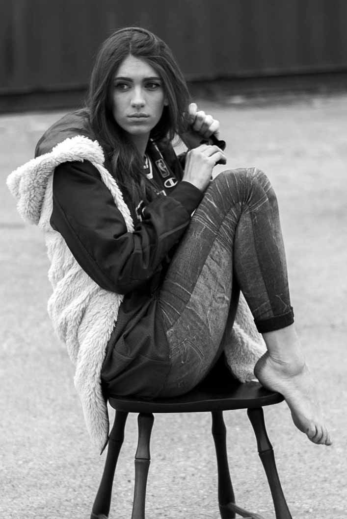 Raffaella — Model & Hostess in Roma photo 1