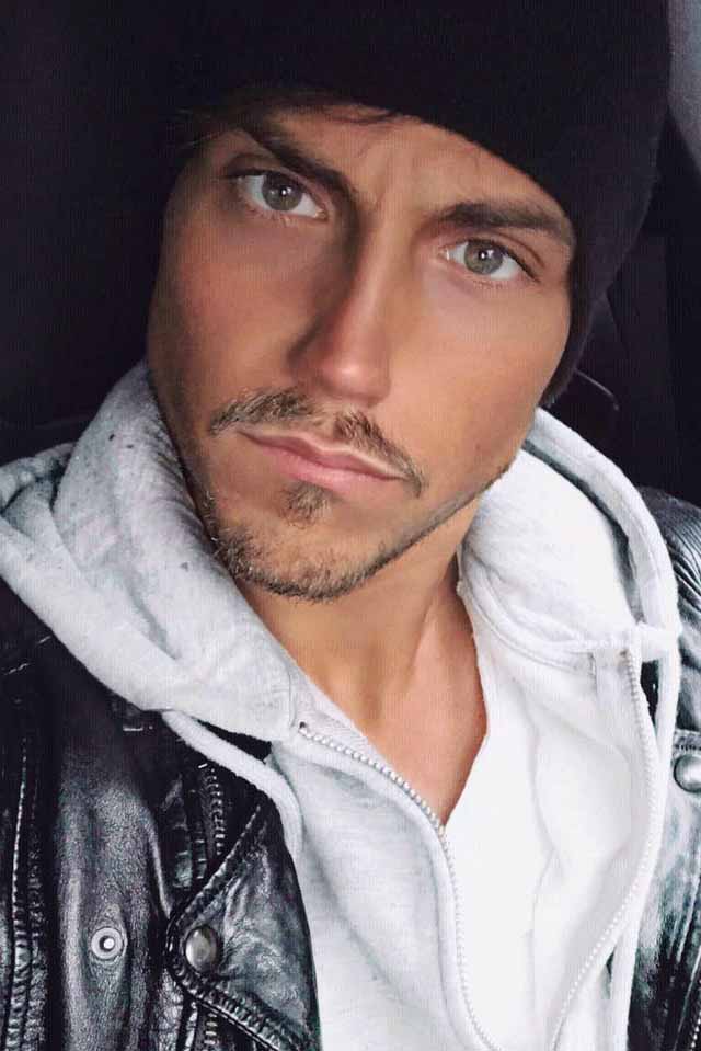 Daniele — Model & Host in Verona photo 5