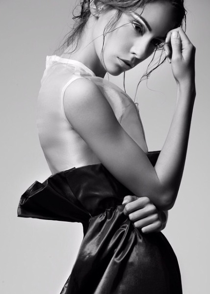 Jovana — Model & Hostess in Milano photo 13
