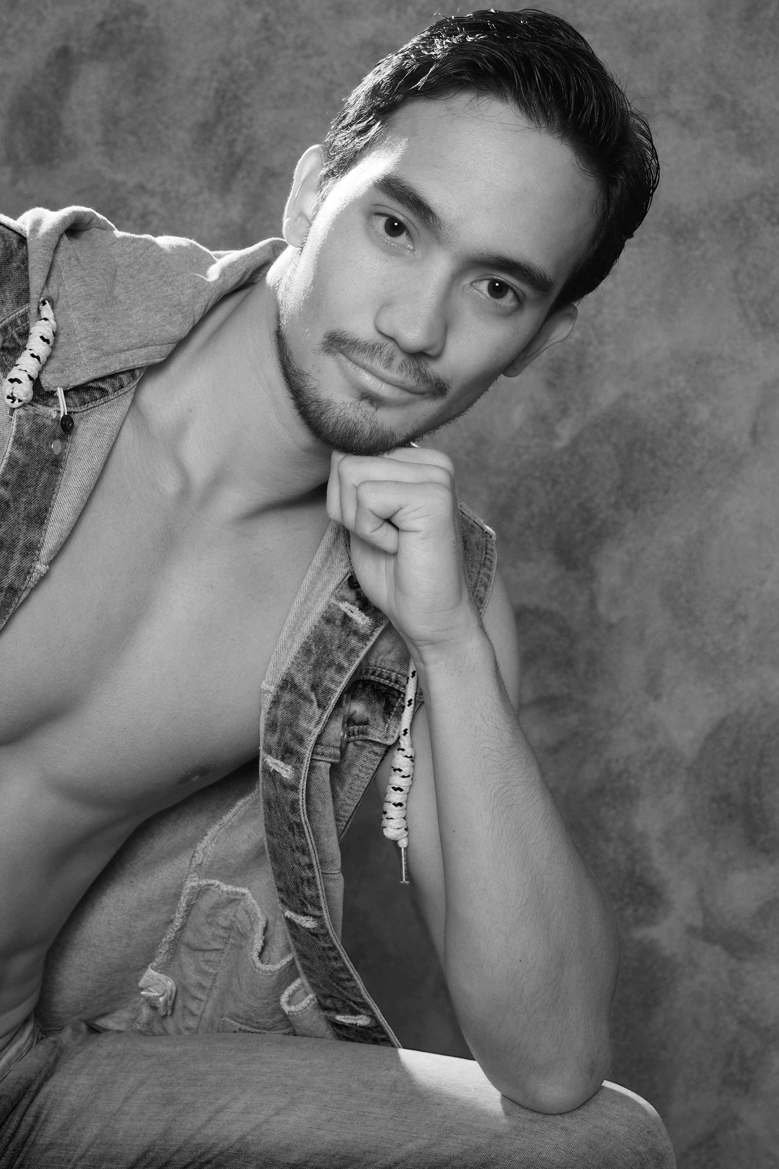 Johny — Model & Host in Prato photo 3