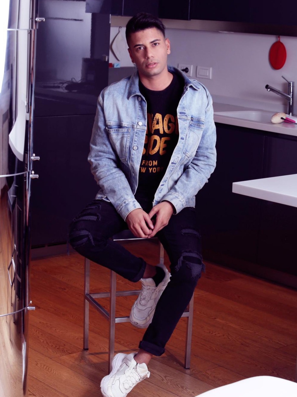 Reinaldo — Model & Host in Milano photo 3