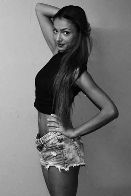Sara — Model & Hostess in Milano photo 2