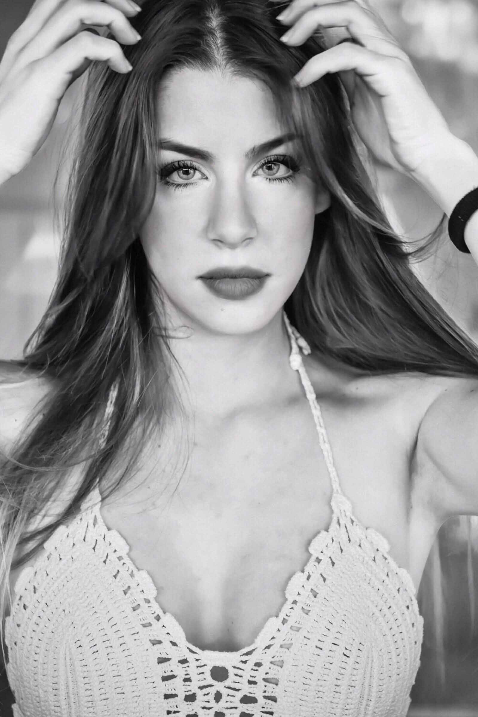 Denise — Model & Hostess in Milano photo 14