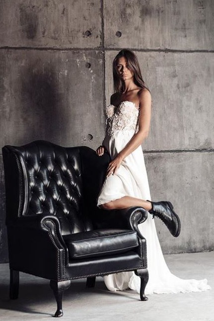 Laura — Model & Hostess in Milano photo 2