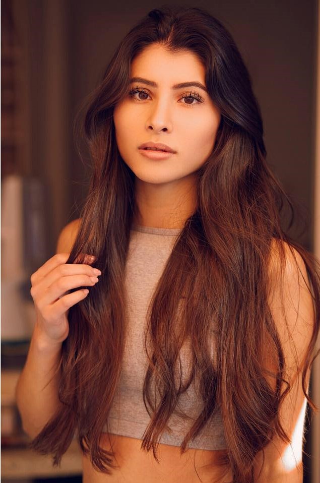 Melis — Model & Hostess in N&uuml;rnberg photo 7