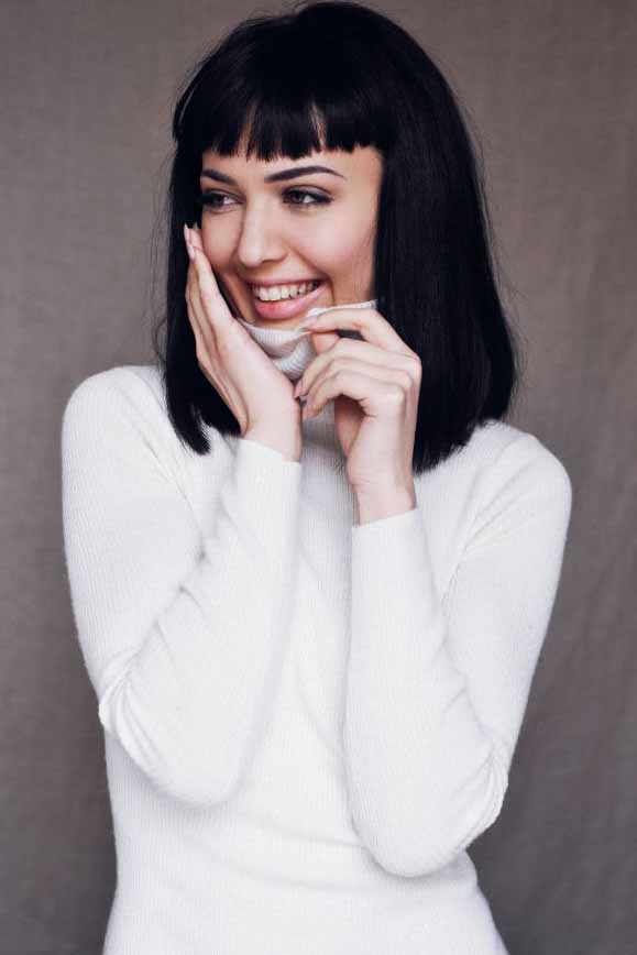 Klaudia — Model & Hostess in Paris photo 12
