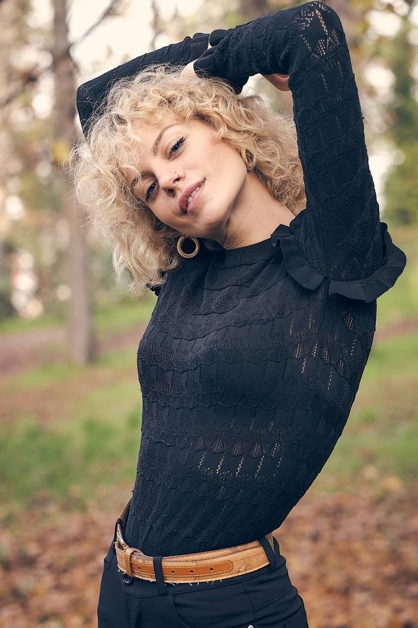 Sara — Model & Hostess in Milan photo 7