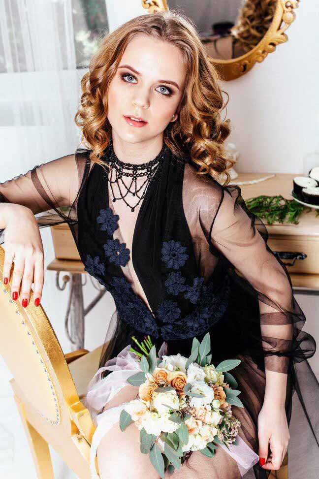 Valeria — Model & Hostess in Milano photo 2