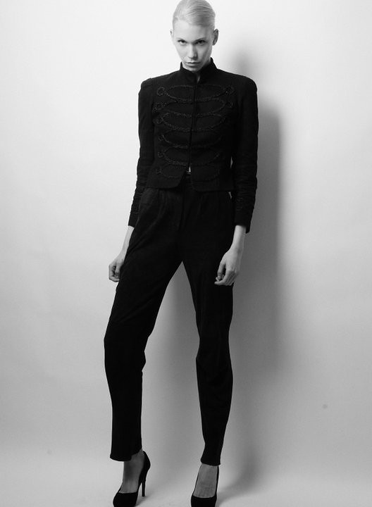 Sarah — Model & Hostess in Paris photo 13