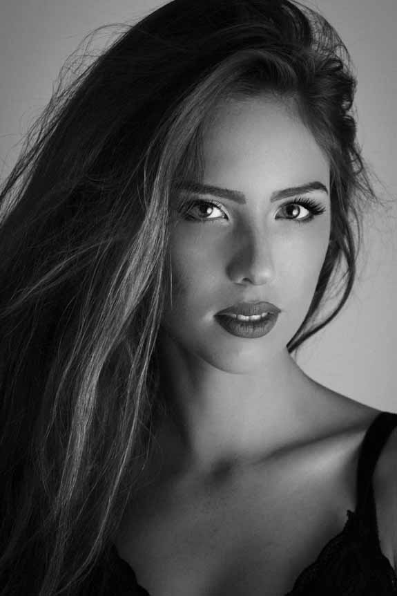 Nicole — Model & Hostess in Wien photo 11