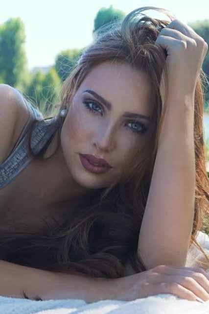 Nicole — Model & Hostess in Wien photo 4