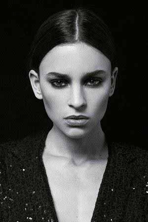 Lisa — Model & Hostess in Paris photo 1
