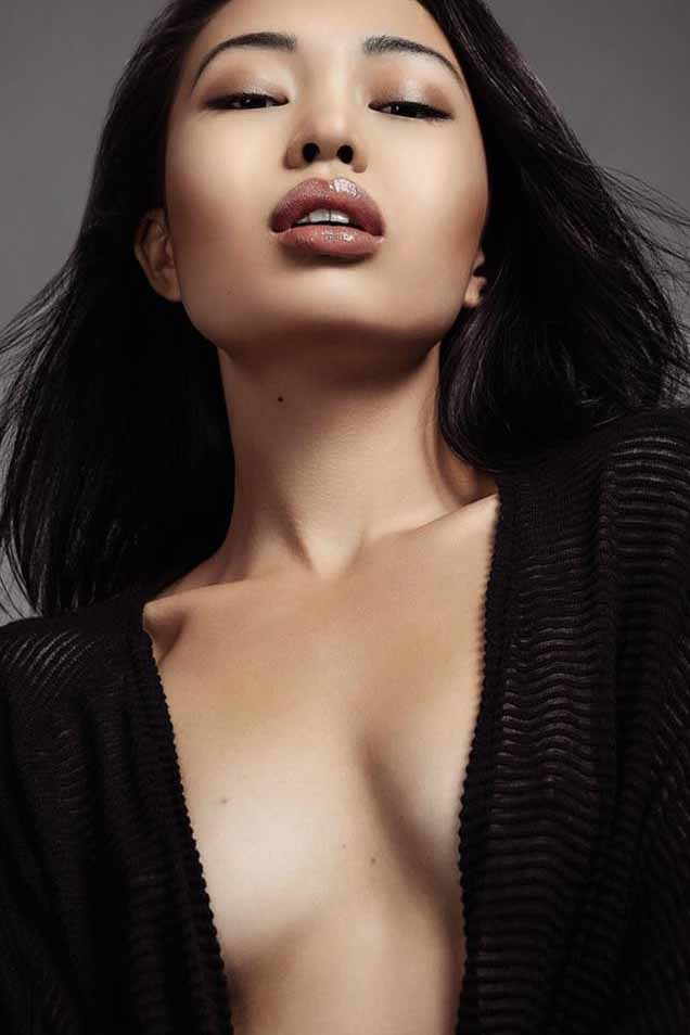 Malika — Model & Hostess in Paris photo 2