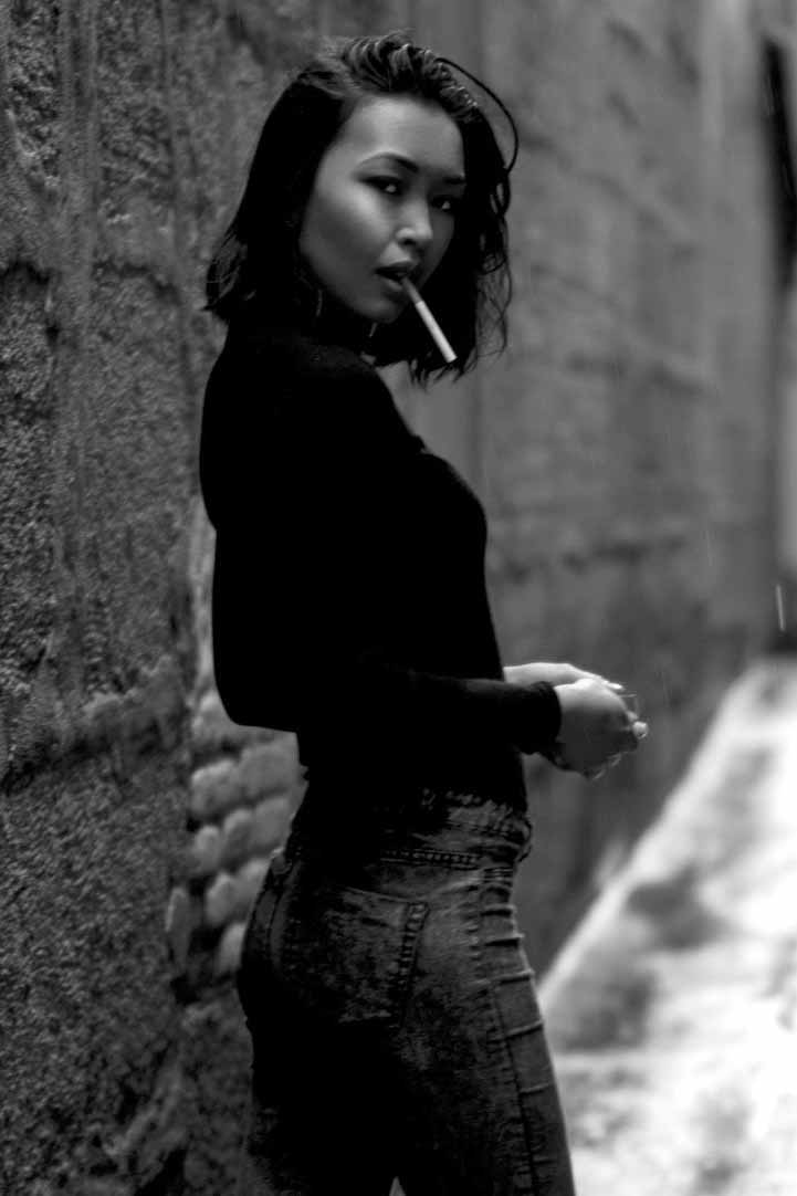 Malika — Model & Hostess in Paris photo 3