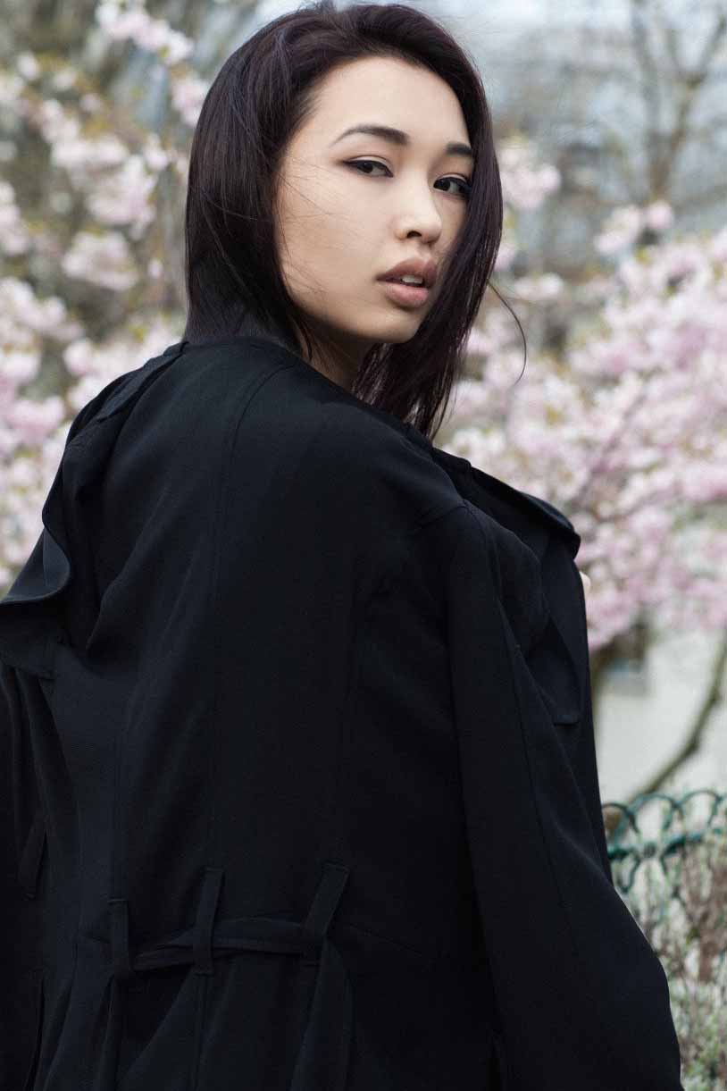 Malika — Model & Hostess in Paris photo 4