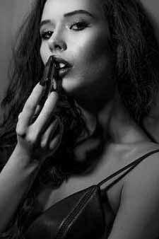 Chiara — Model & Hostess in Benevento photo 9