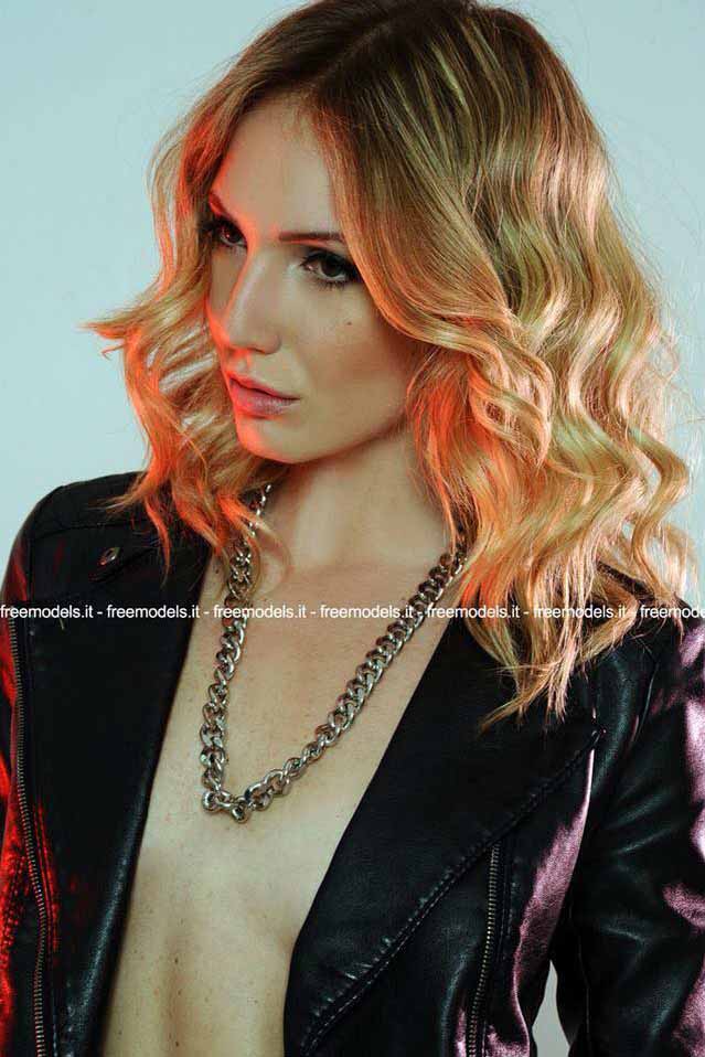 Rosaria — Model & Hostess in Napoli photo 18