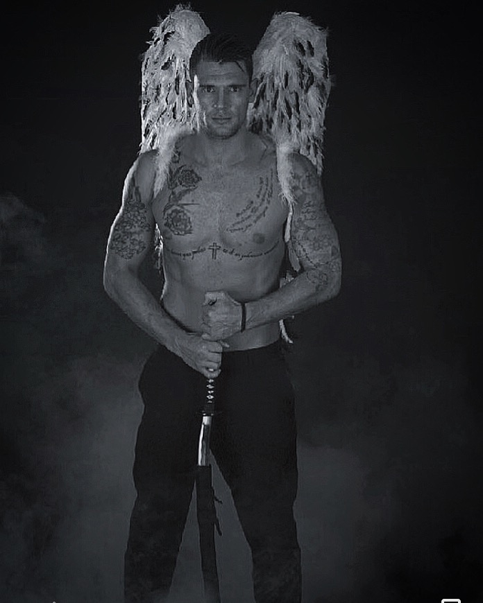 Alberto — Model & Host in Como photo 2