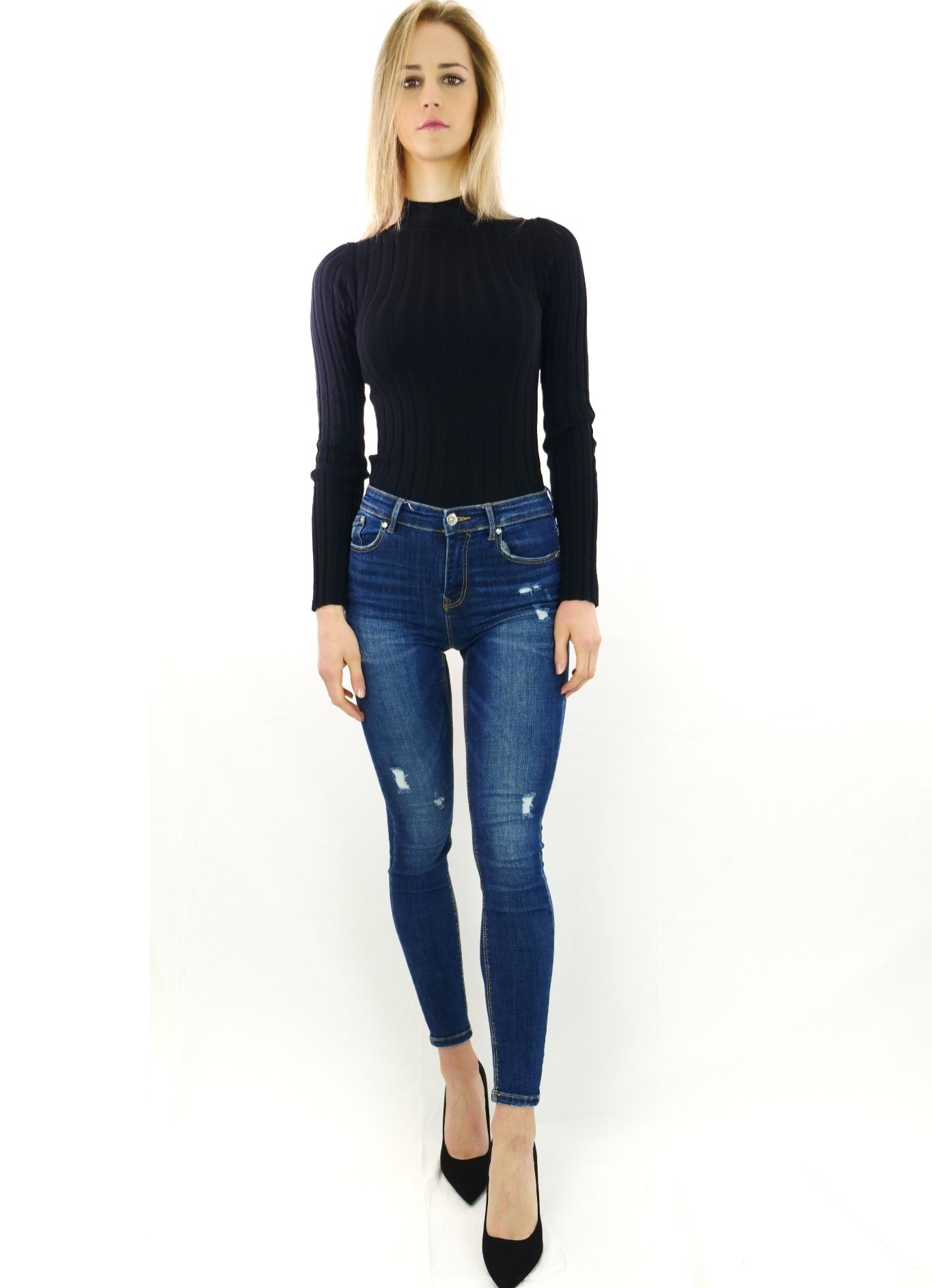 Nicole — Model & Hostess in Zurich photo 5