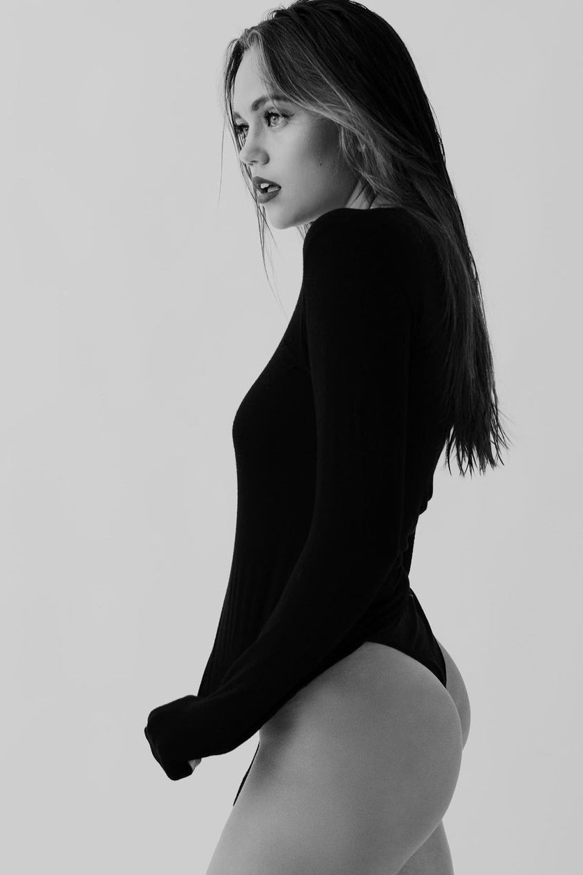 Maria — Model & Hostess in Napoli photo 13