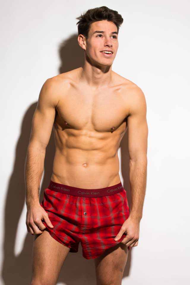 Alex — Model & Host in Paris photo 19