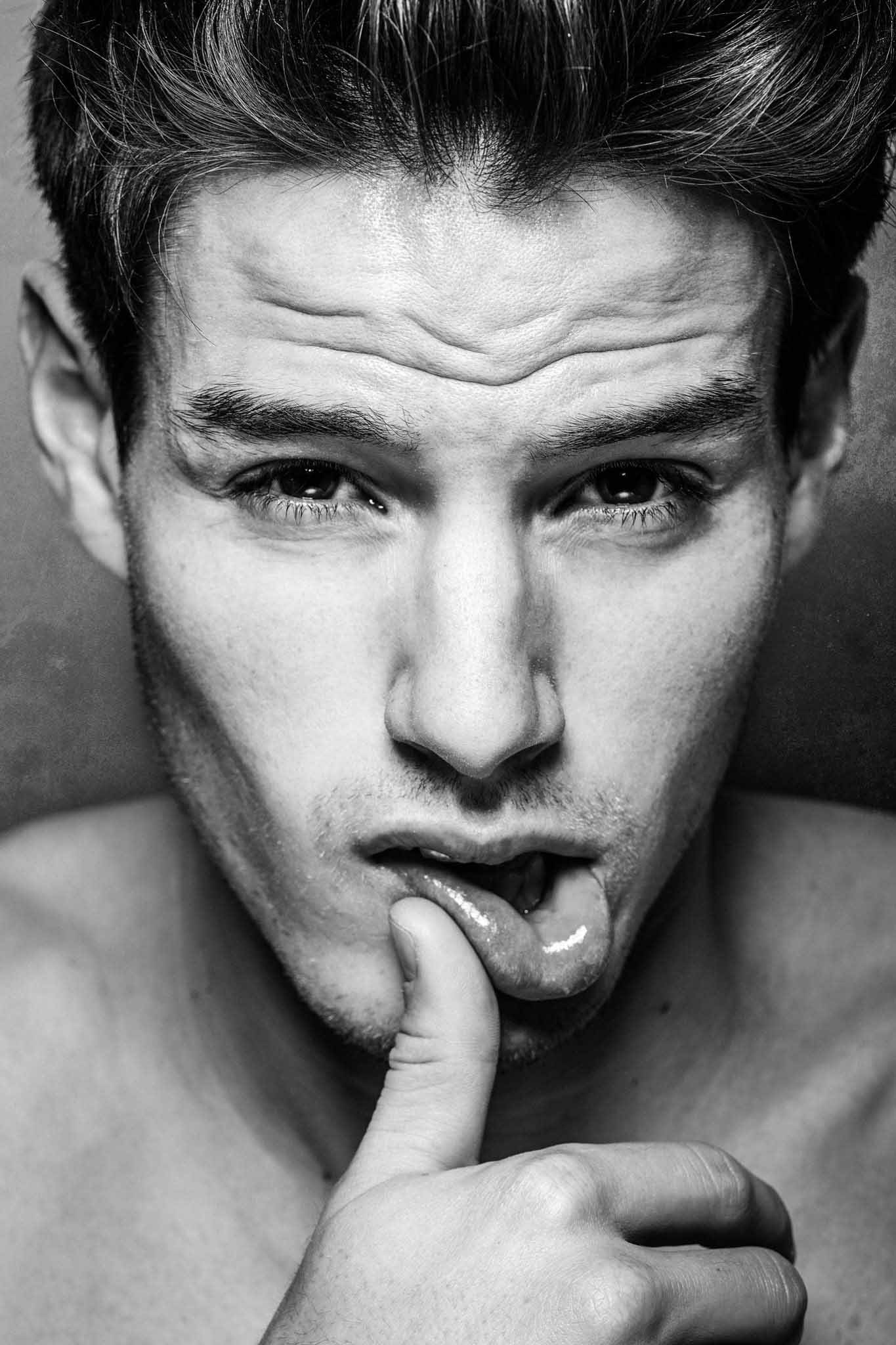 Alex — Model & Host in Paris photo 24
