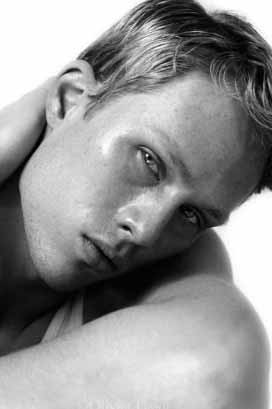 Gael — Model & Host in Paris photo 11