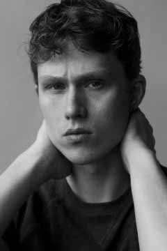 Gael — Model & Host in Paris photo 18