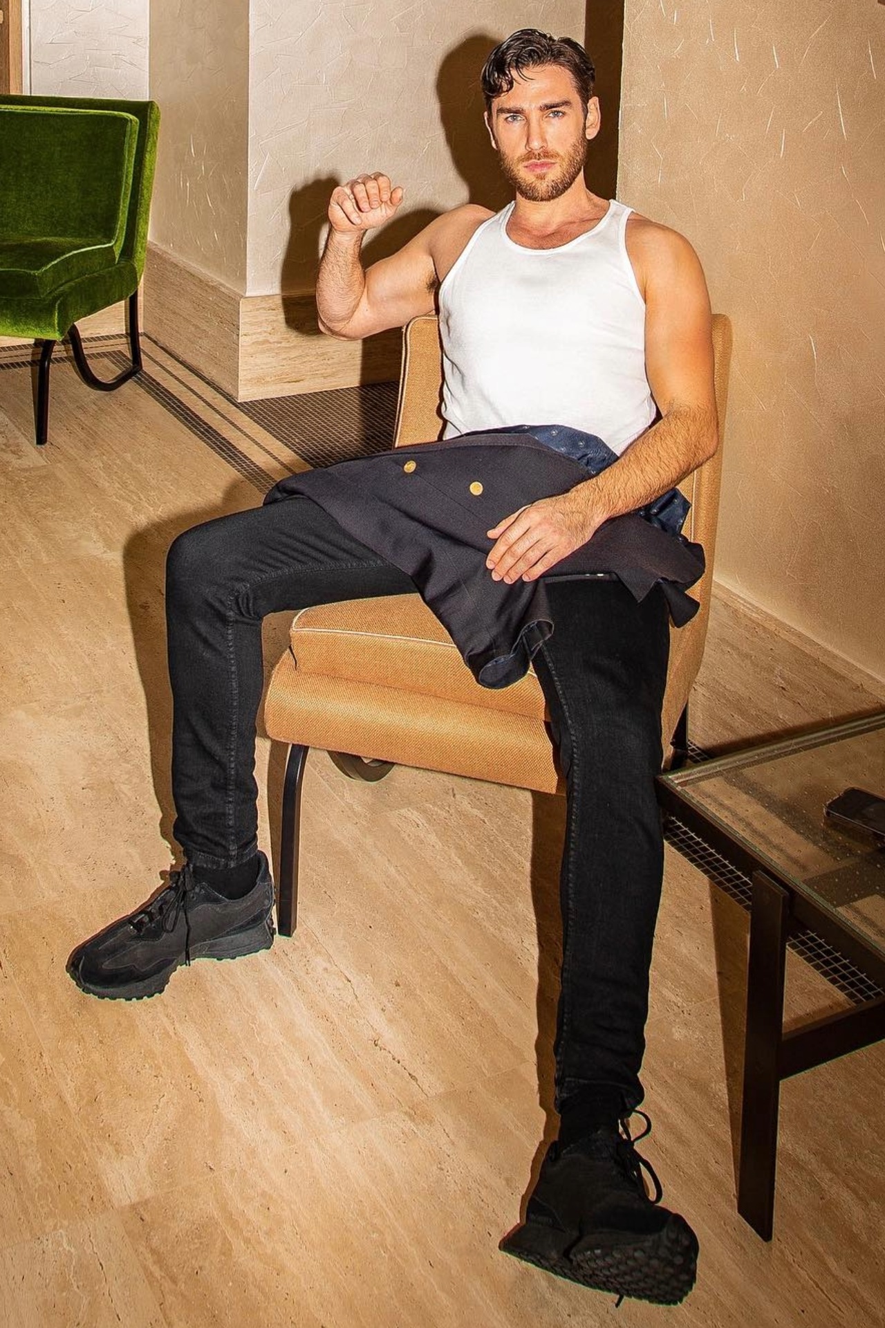 Romain — Model & Host in Nice photo 10
