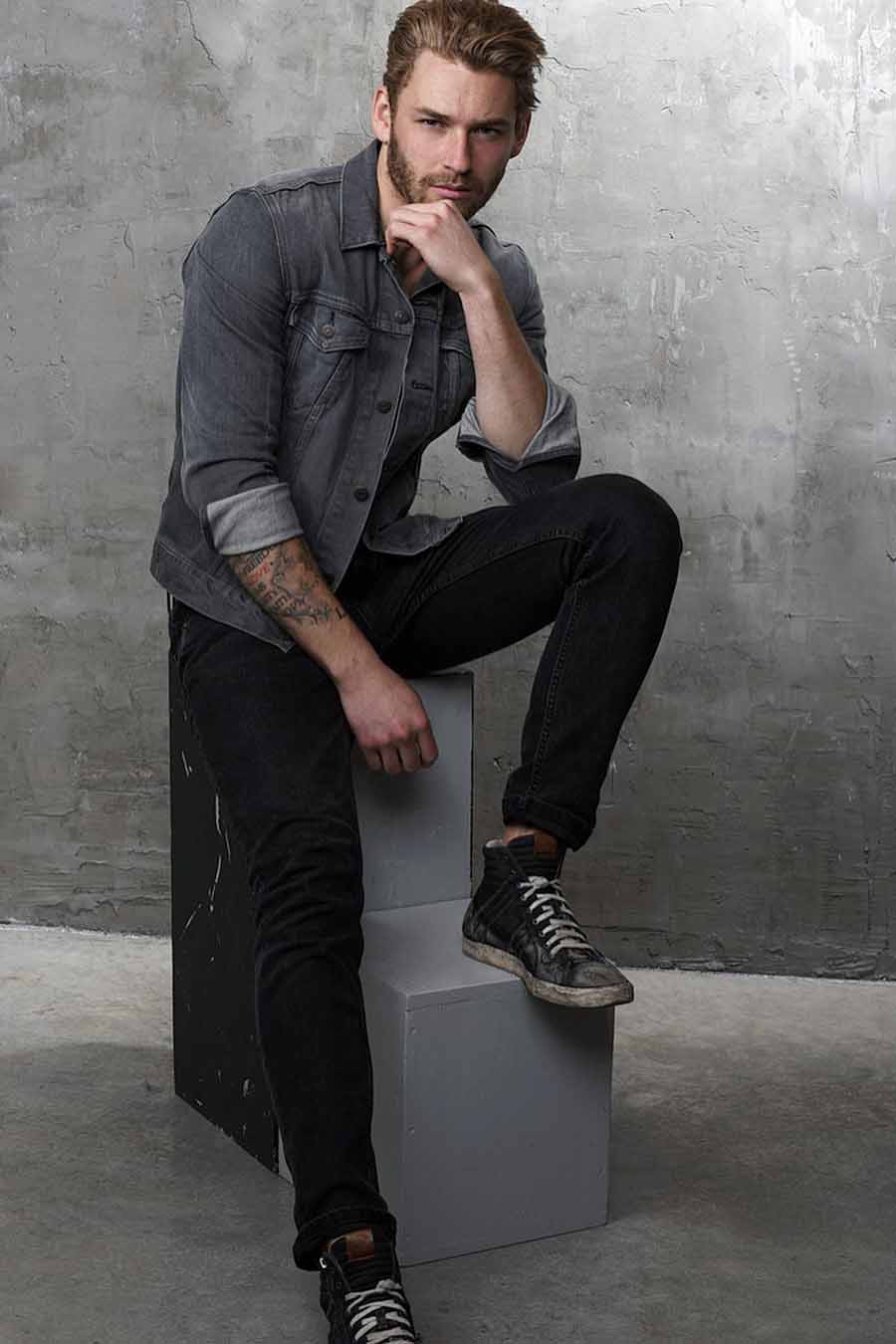 Roman — Model & Host in Paris photo 7