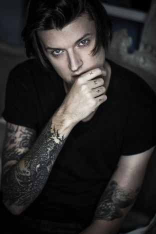 Nicolas — Model & Host in Paris photo 8