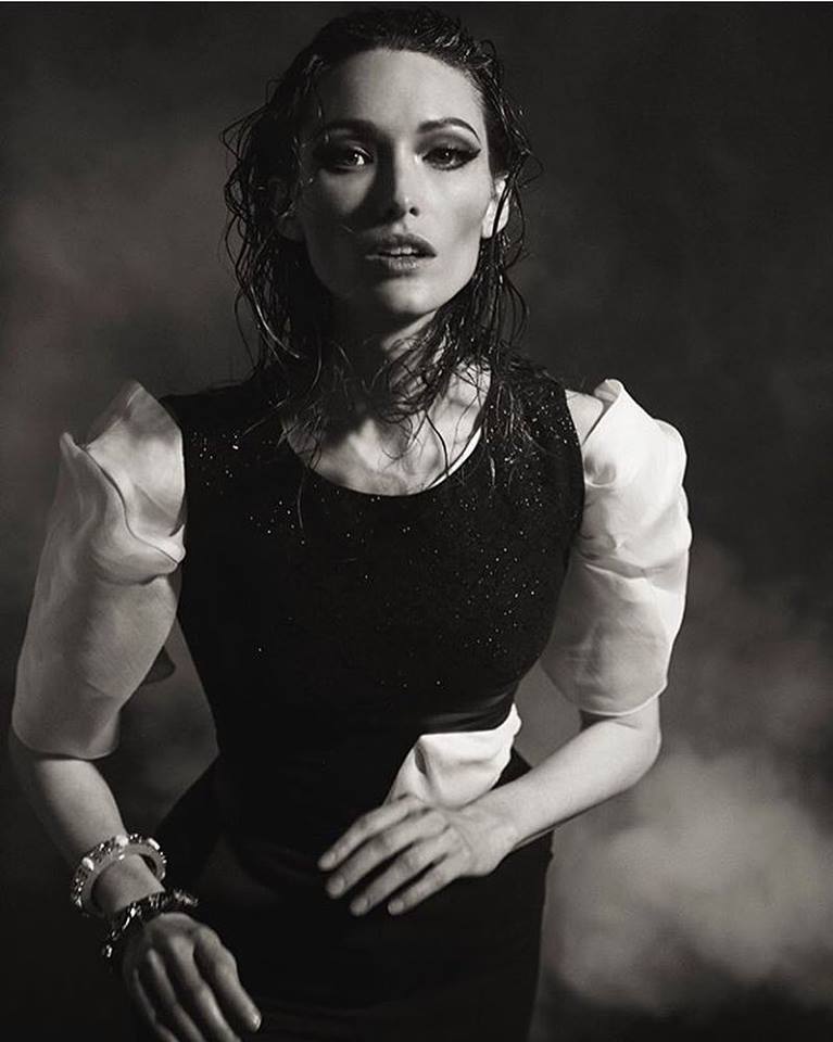 Fanny — Model & Hostess in Alpes De Haute Provence photo 14