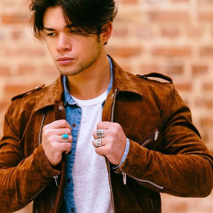 Michael — Model & Host in Paris photo 5