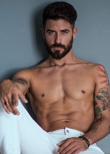 Simone — Model & Host in Milano photo 5