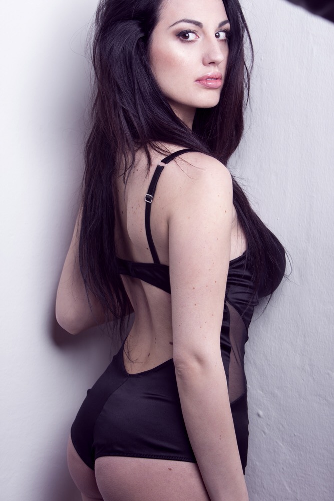 Roberta — Model & Hostess in Ferrara photo 3