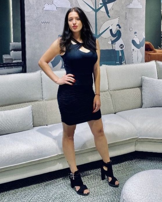 Giuseppina — Model & Hostess in Milano photo 3