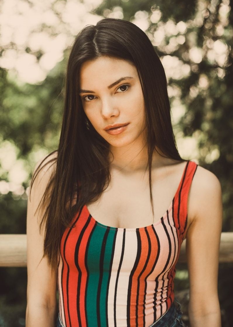 Shanon photo 6 | Eye On Model