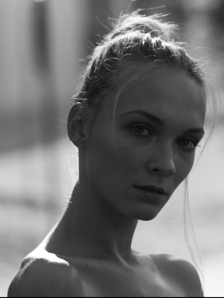 Aneliya — Model & Hostess in Bologna photo 6