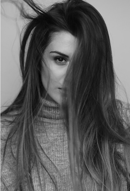 Valerie — Model & Hostess in Paris photo 3