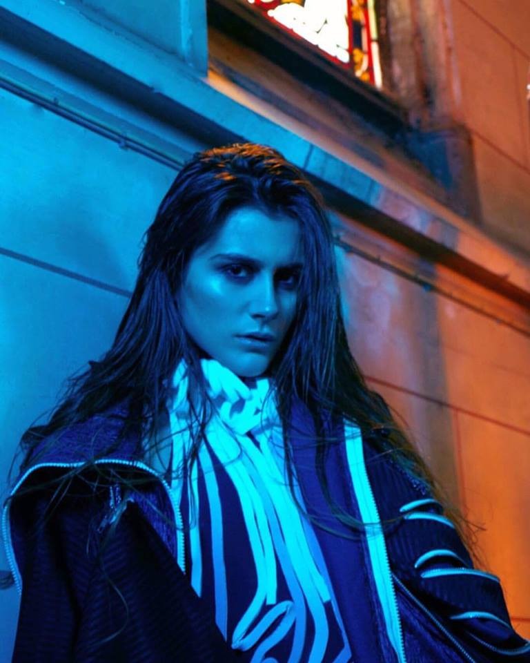 Valerie — Model & Hostess in Paris photo 5
