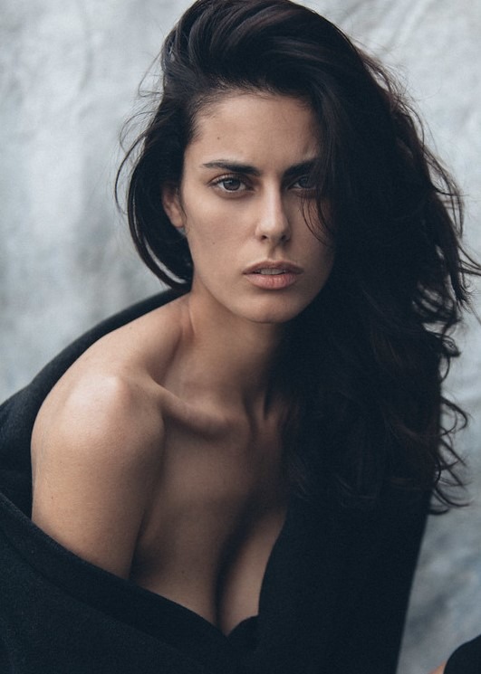Oph&eacute;lie — Model & Hostess in Paris photo 4