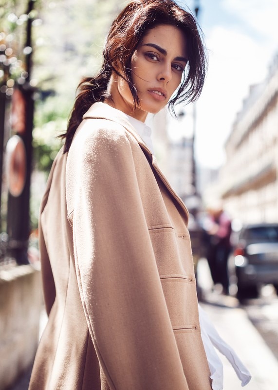 Oph&eacute;lie — Model & Hostess in Paris photo 7