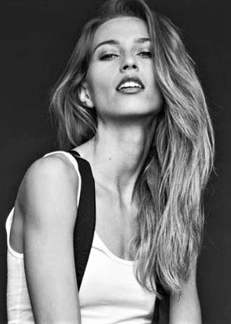 Anastazja — Model & Hostess in Frossasco photo 10