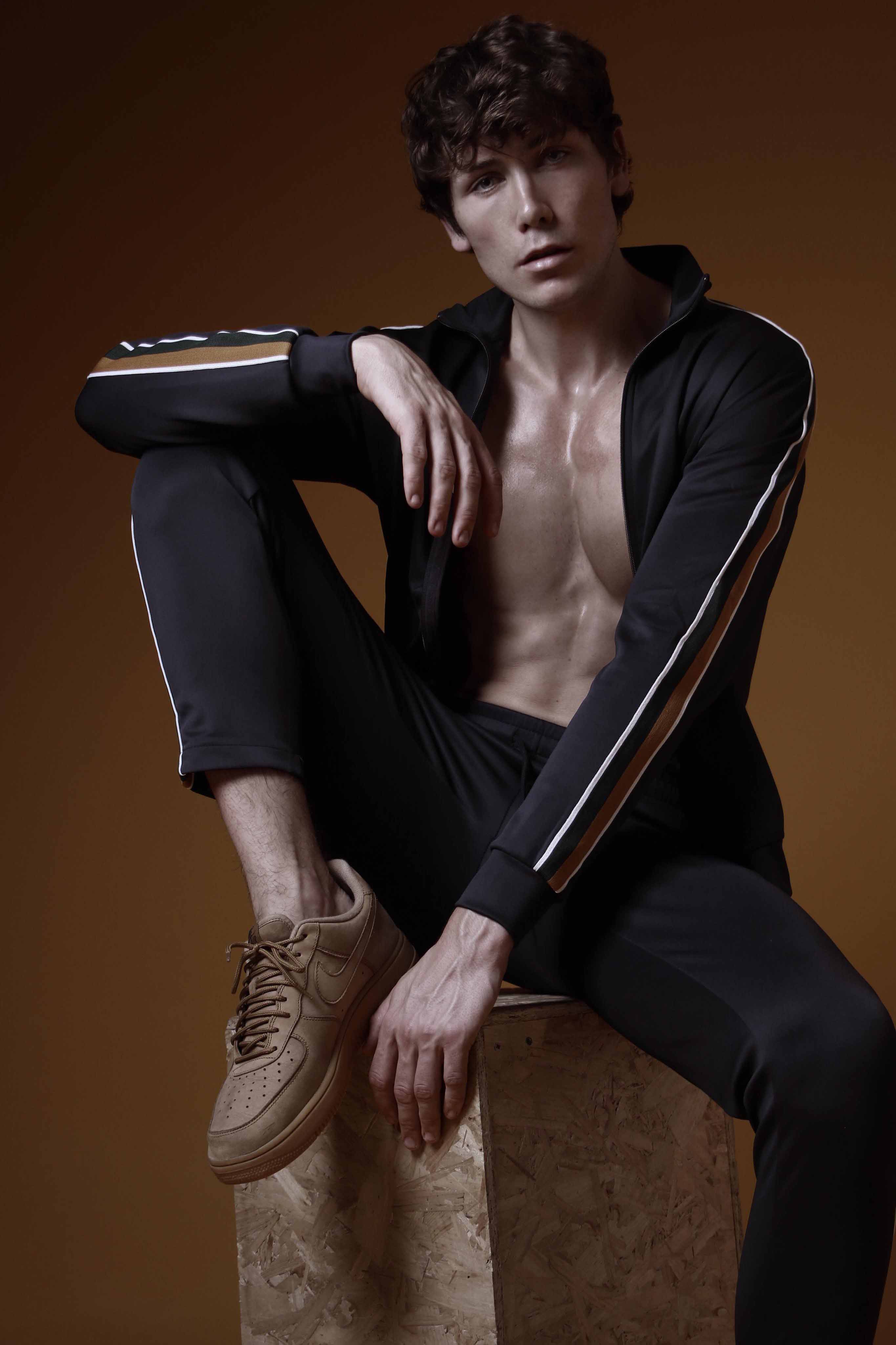 Matthew — Model & Host in London photo 3